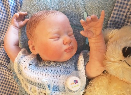 bébé reborn raphael